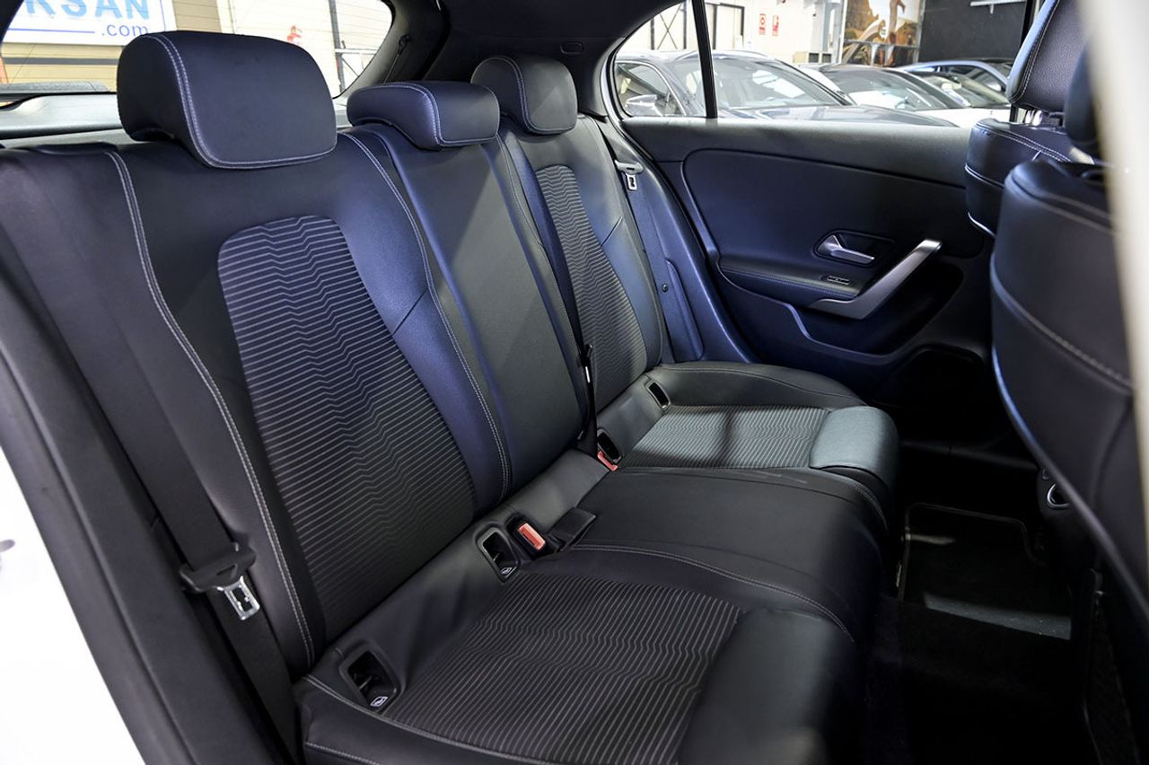 Mercedes Clase A MERCEDES-BENZ  A 180 d - foto 18