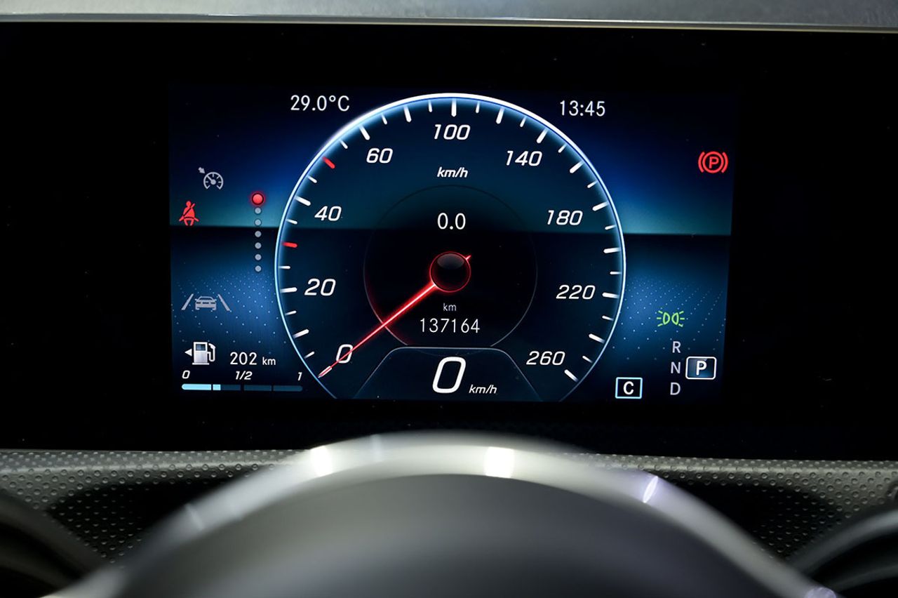 Mercedes Clase A MERCEDES-BENZ  A 180 d - foto 7