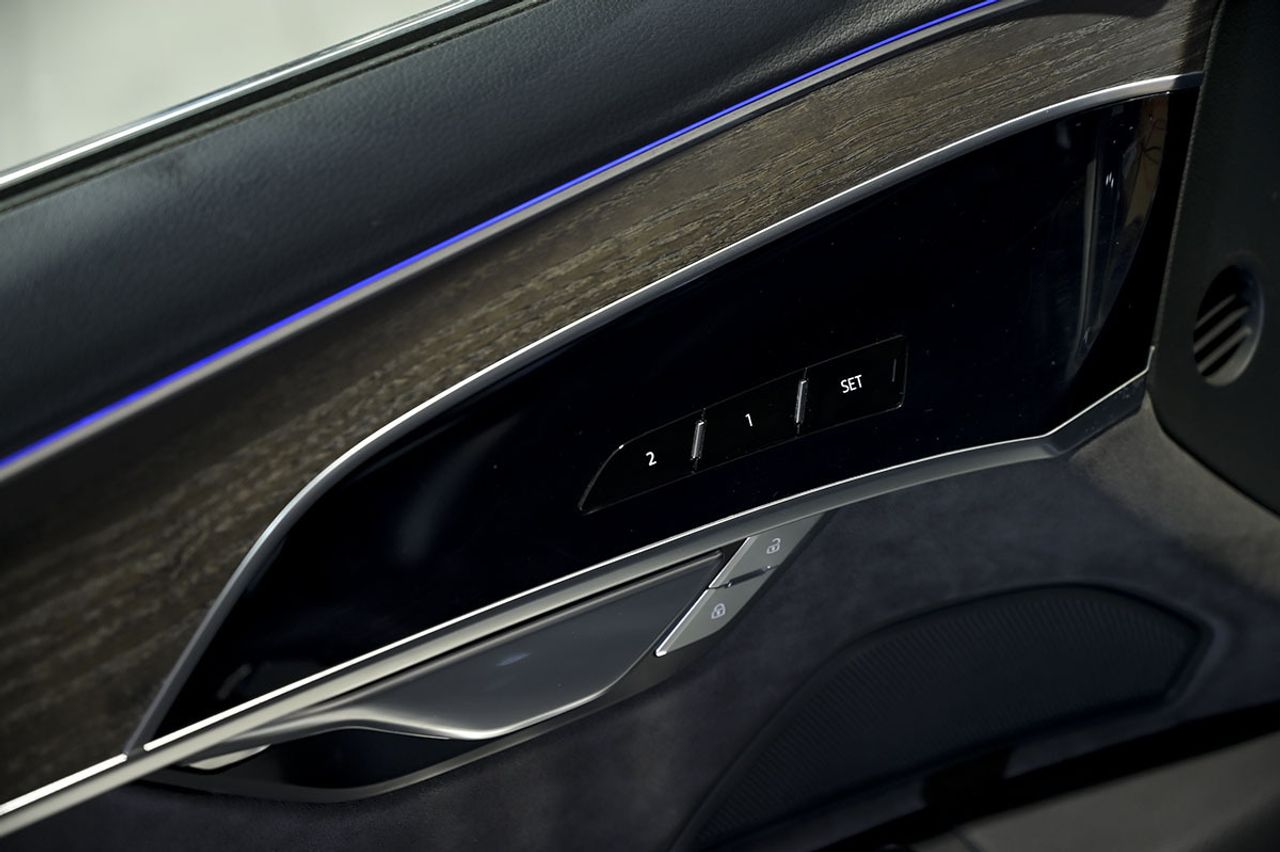 Audi A8 60 TFSIe quattro tiptronic - foto 26