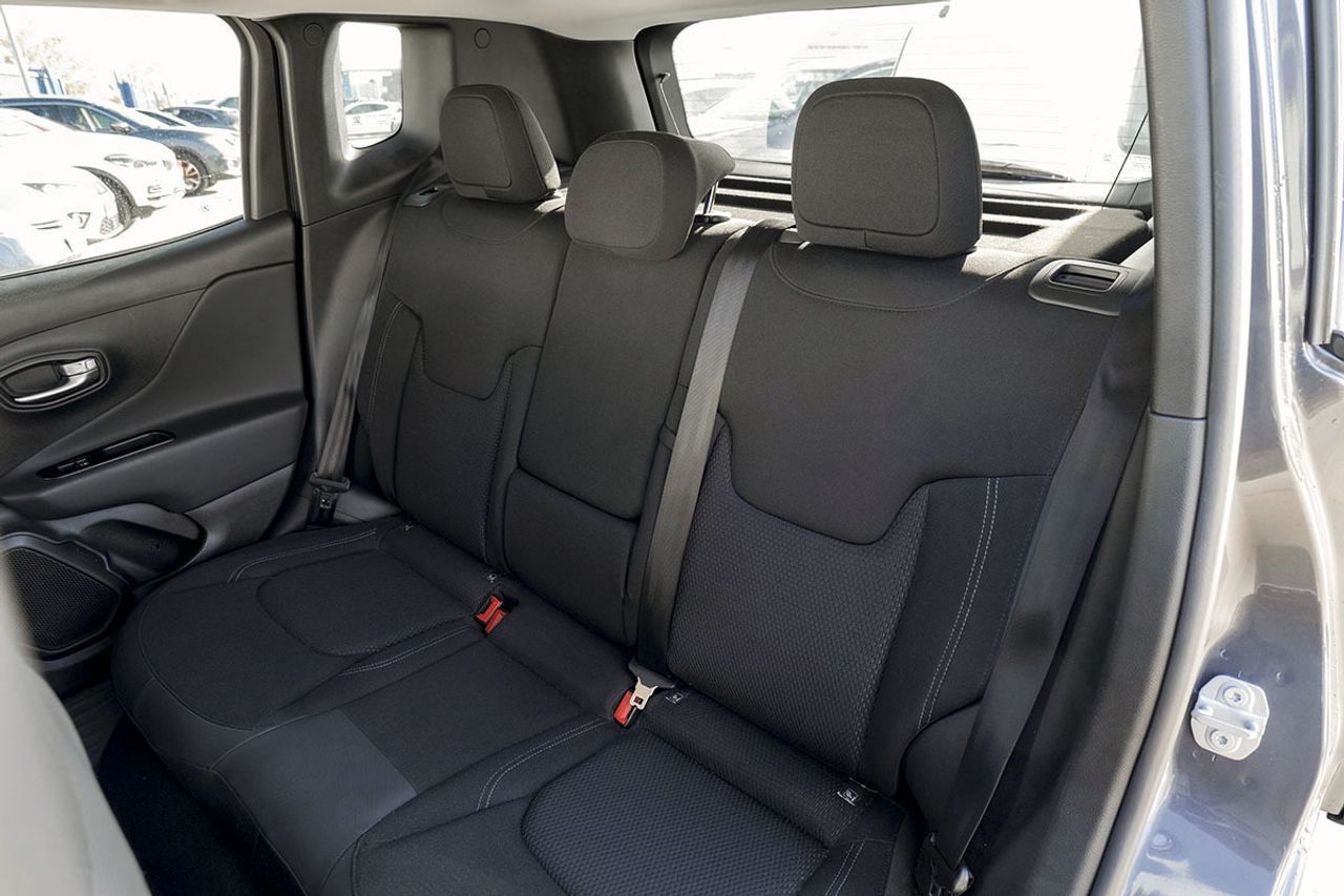 Jeep Renegade S 4xe 1.3 PHEV 177kW240CV AT - foto 14