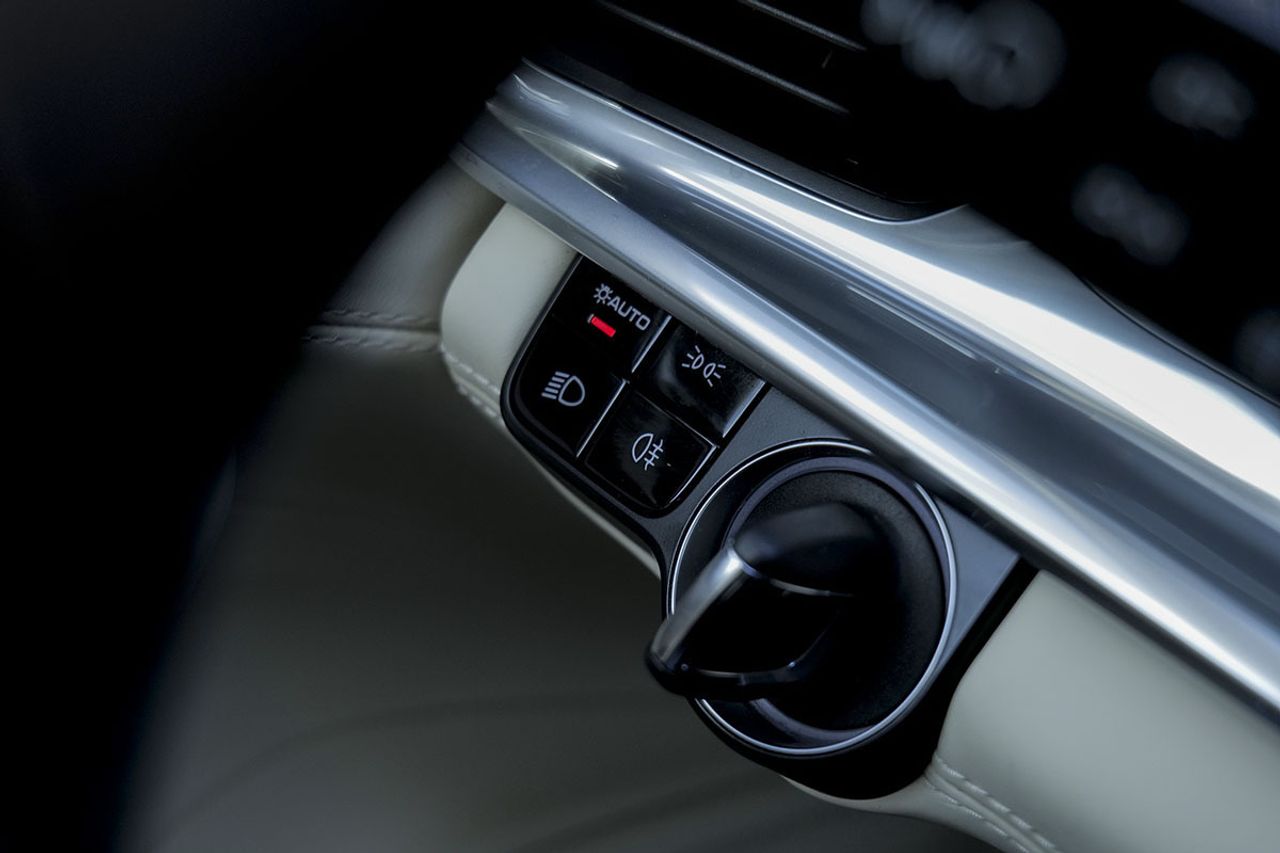 Porsche Panamera 4 EHybrid - foto 20