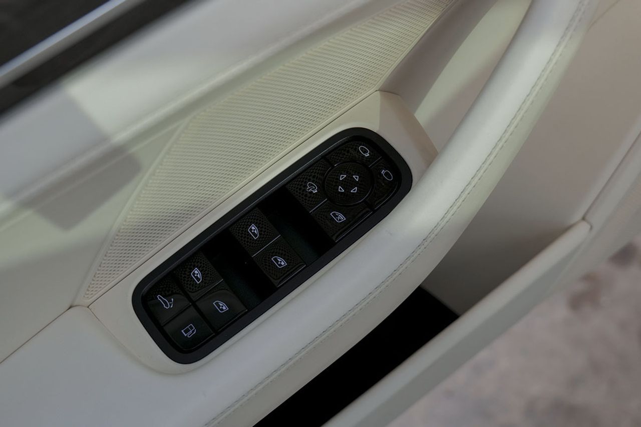 Porsche Panamera 4 EHybrid - foto 17