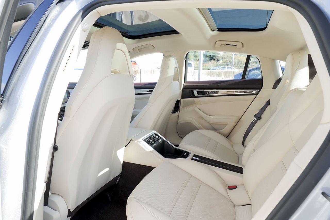 Porsche Panamera 4 EHybrid - foto 12