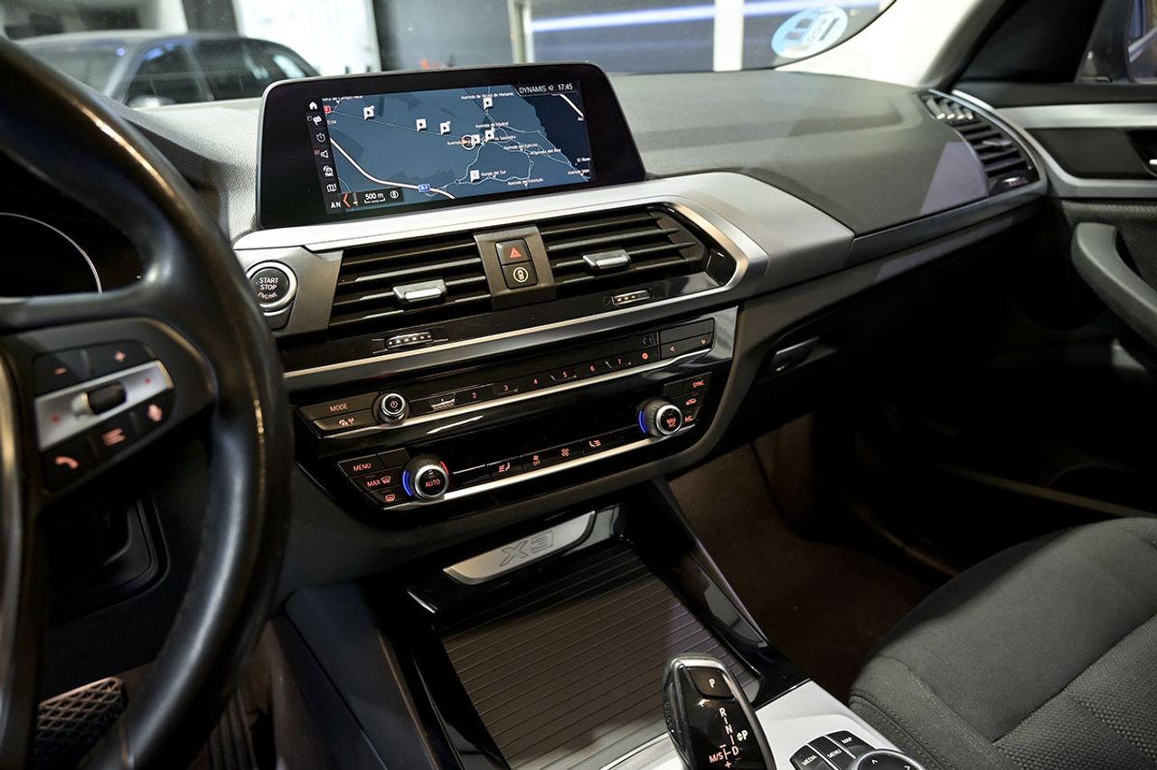 BMW X3 xDrive20d - foto 33