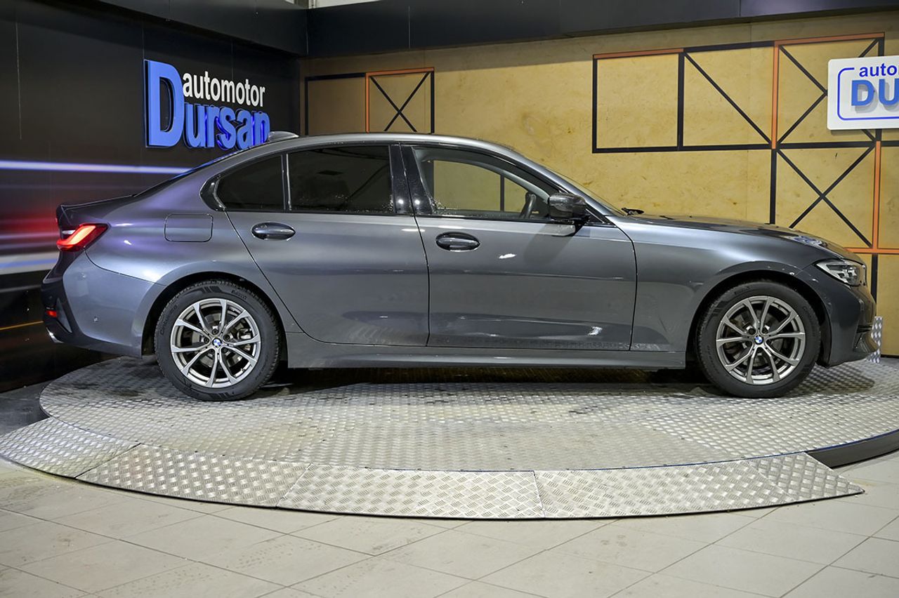 BMW Serie 3 320d Auto. - foto 21