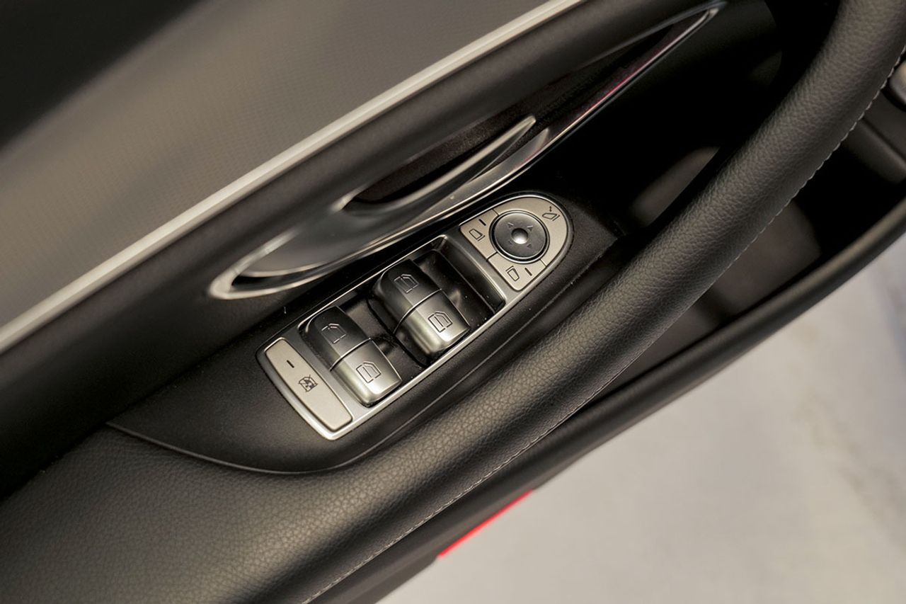 Mercedes Clase E MERCEDES-BENZ  E 220 d - foto 21