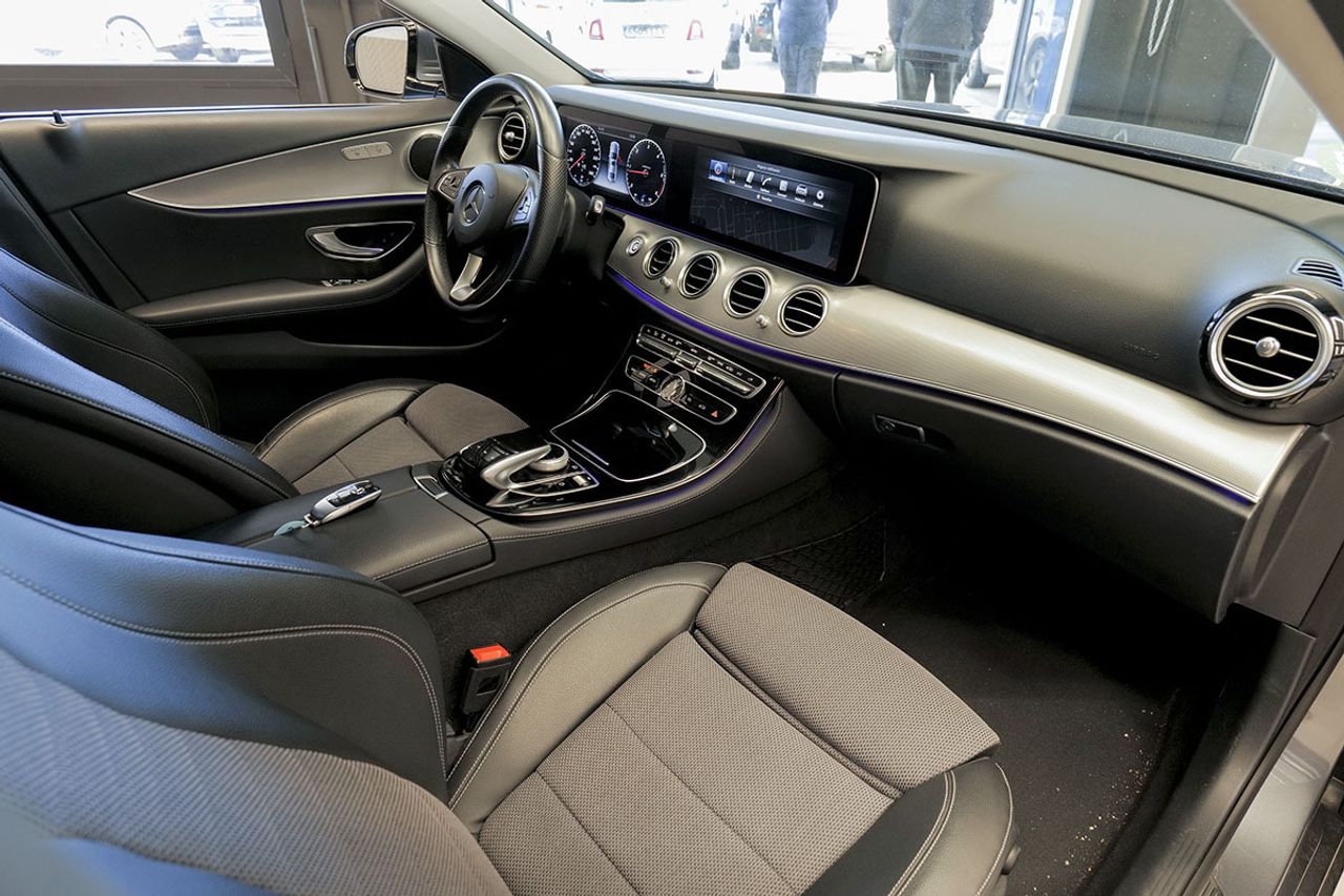 Mercedes Clase E MERCEDES-BENZ  E 220 d - foto 35