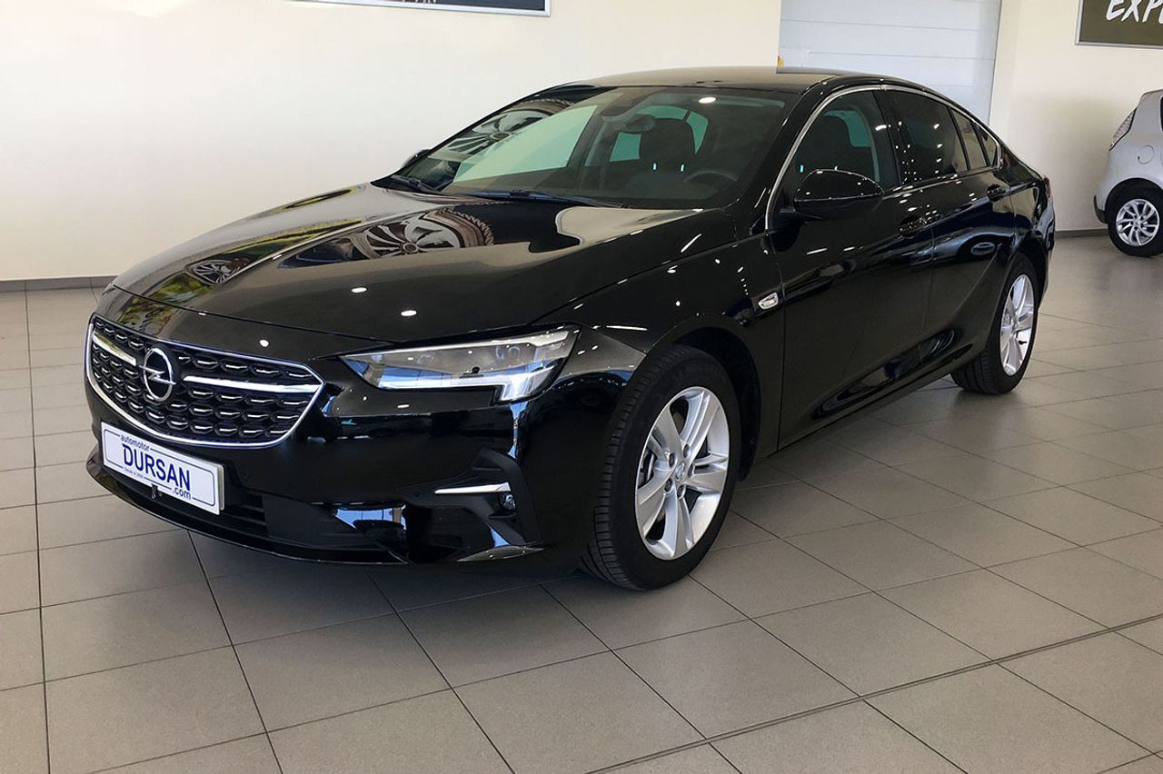 Foto opel insignia  2022 /