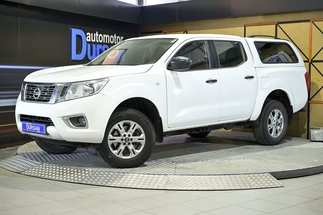 Foto nissan navara 2021 /