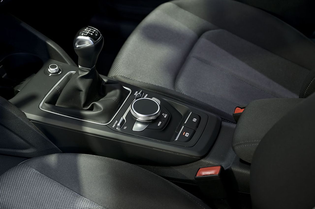 Audi Q2 S line 30 TDI 85kW 116CV - foto 37