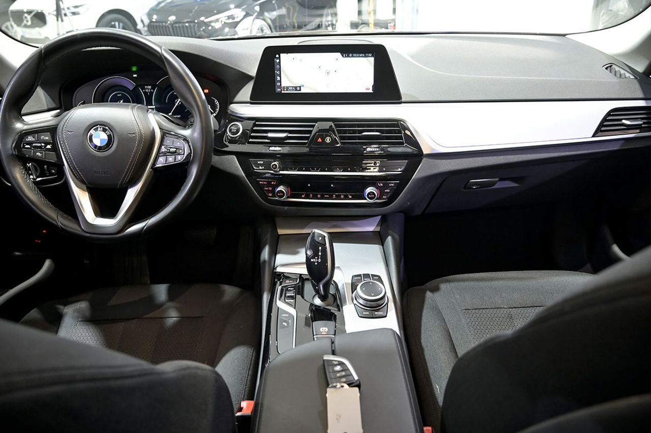 BMW Serie 5 530e xDrive - foto 8