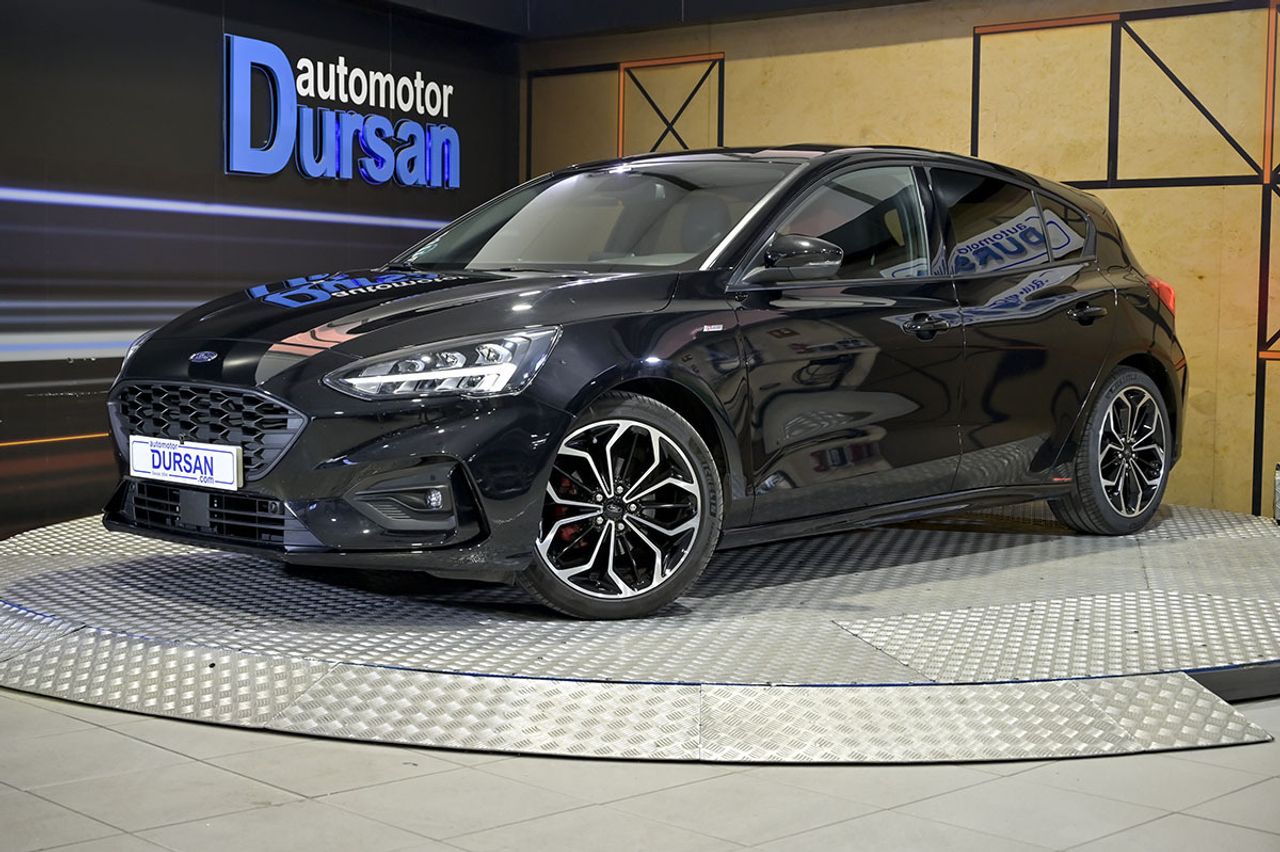 ford focus 2021 /