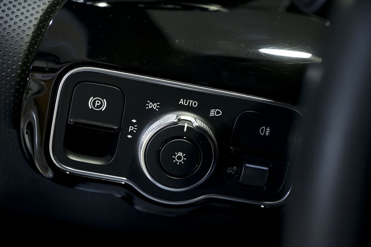 Mercedes Clase A MERCEDES-BENZ  A 180 d - foto 24