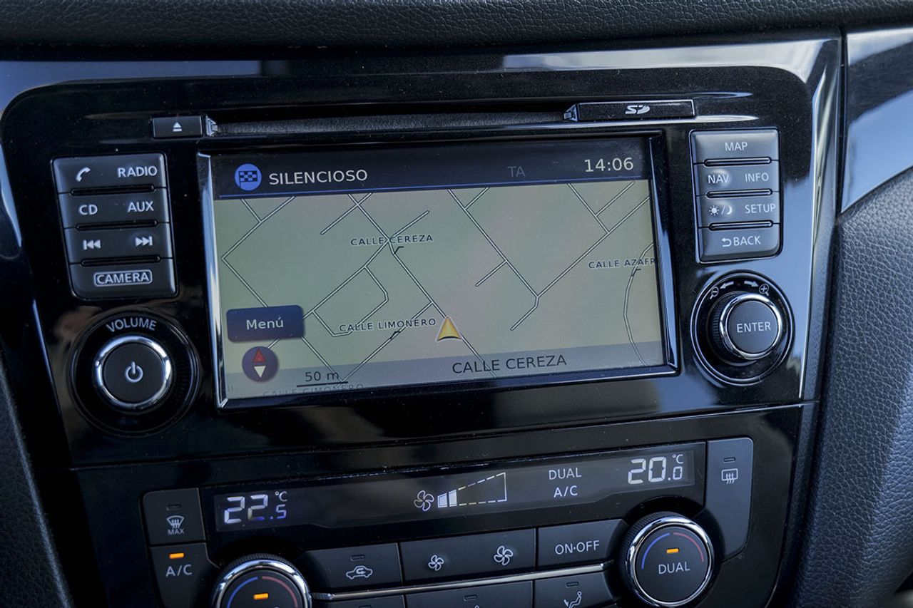 Nissan Qashqai 1.6dCi TEKNA 4x2 XTRONIC Alcantara - foto 10