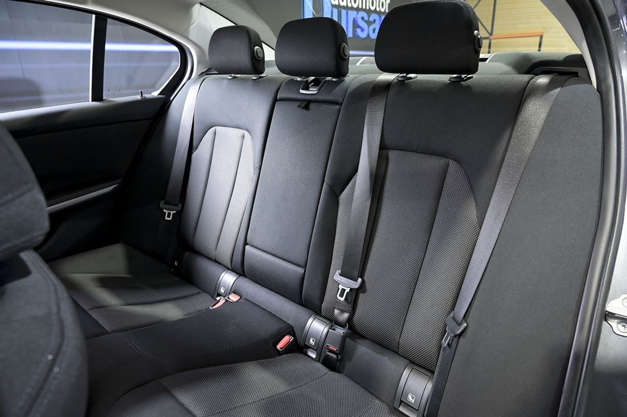 BMW Serie 3 320d Auto. - foto 13