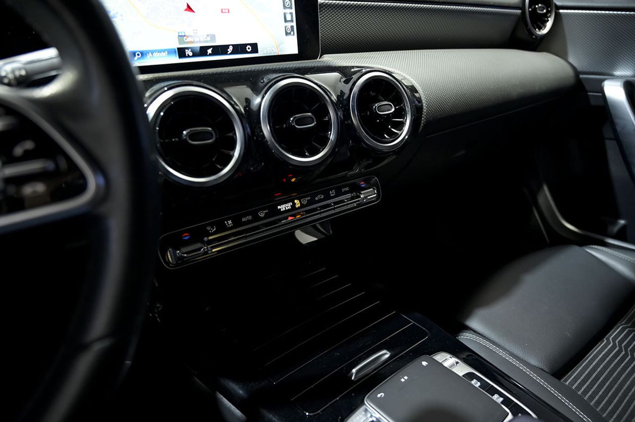 Mercedes Clase A MERCEDES-BENZ  A 180 d - foto 32