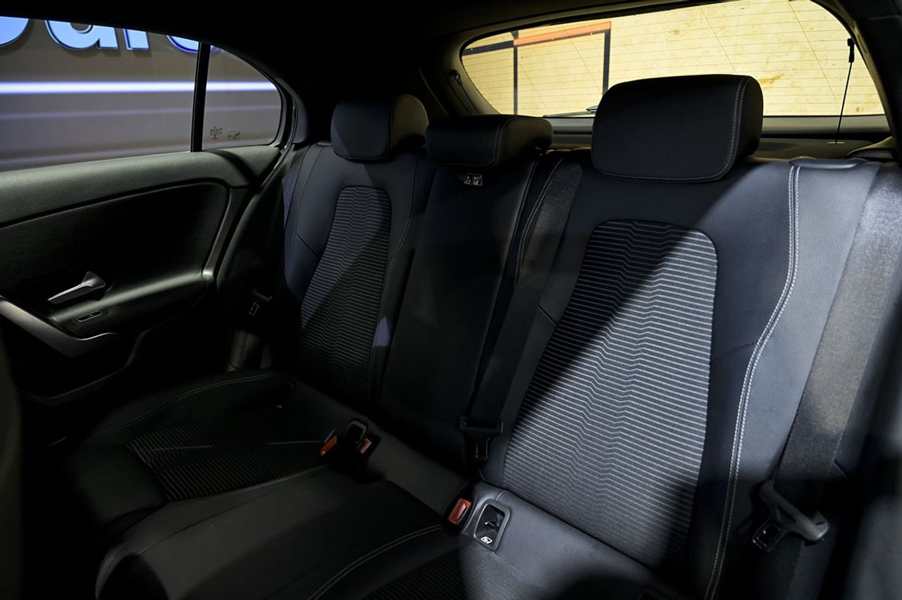 Mercedes Clase A MERCEDES-BENZ  A 180 d - foto 16