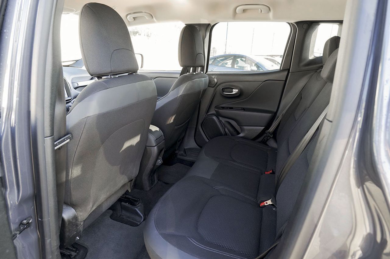 Jeep Renegade S 4xe 1.3 PHEV 177kW240CV AT - foto 13