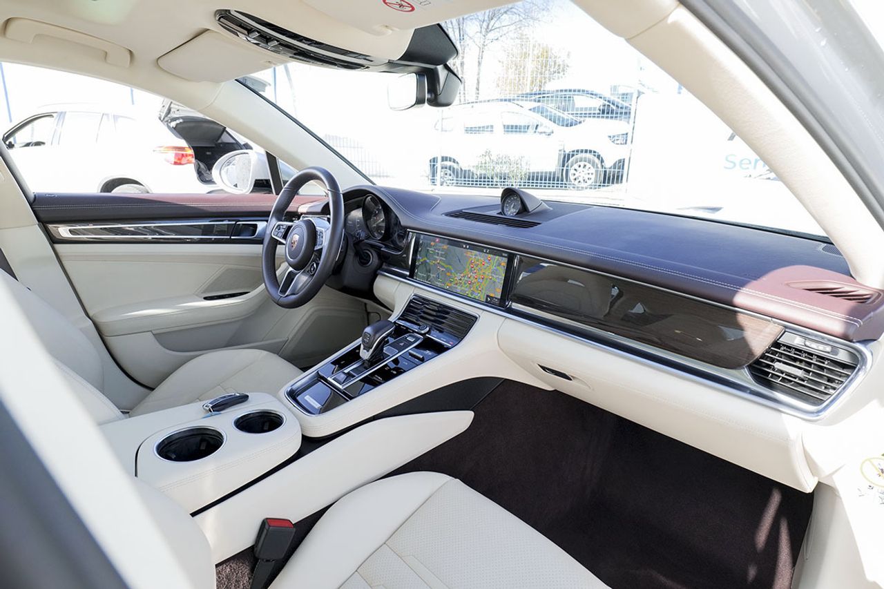 Porsche Panamera 4 EHybrid - foto 29
