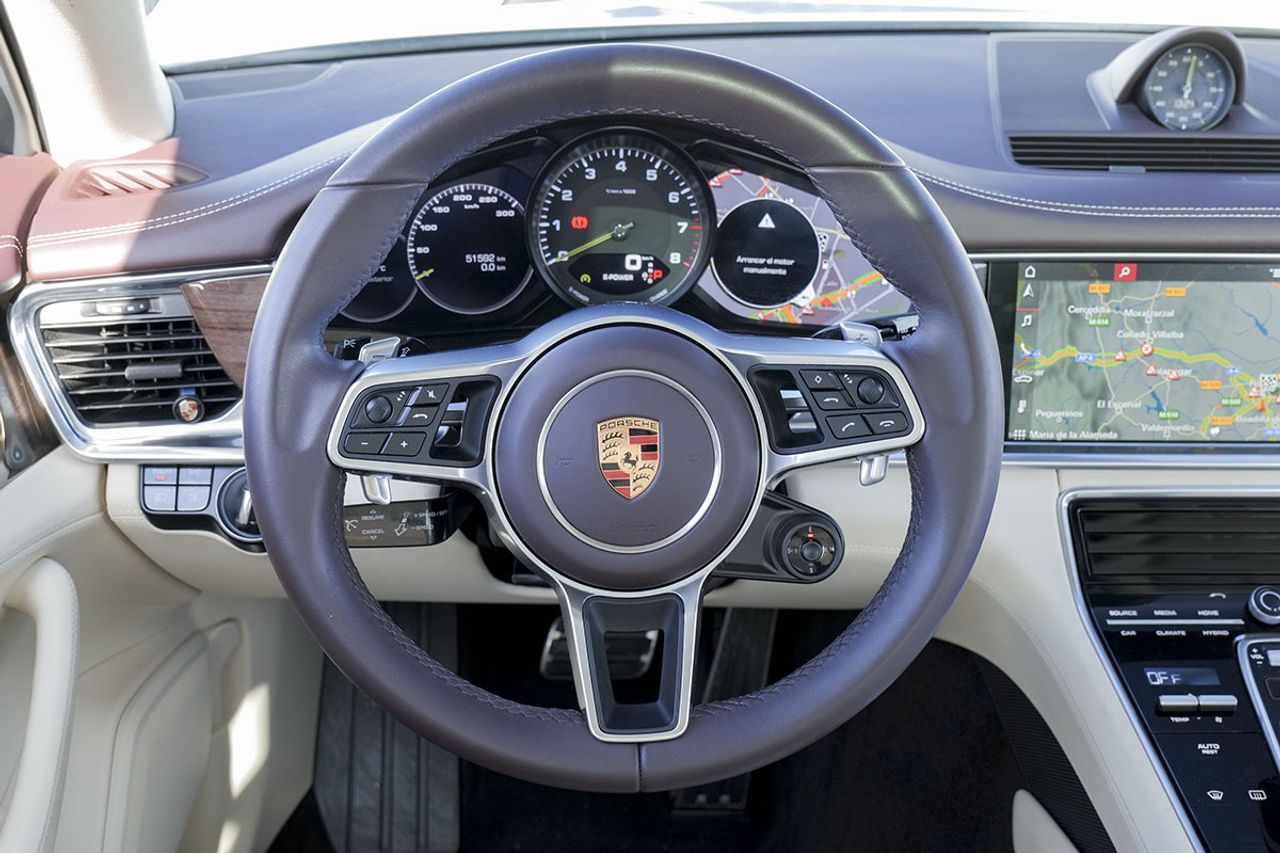 Porsche Panamera 4 EHybrid - foto 22