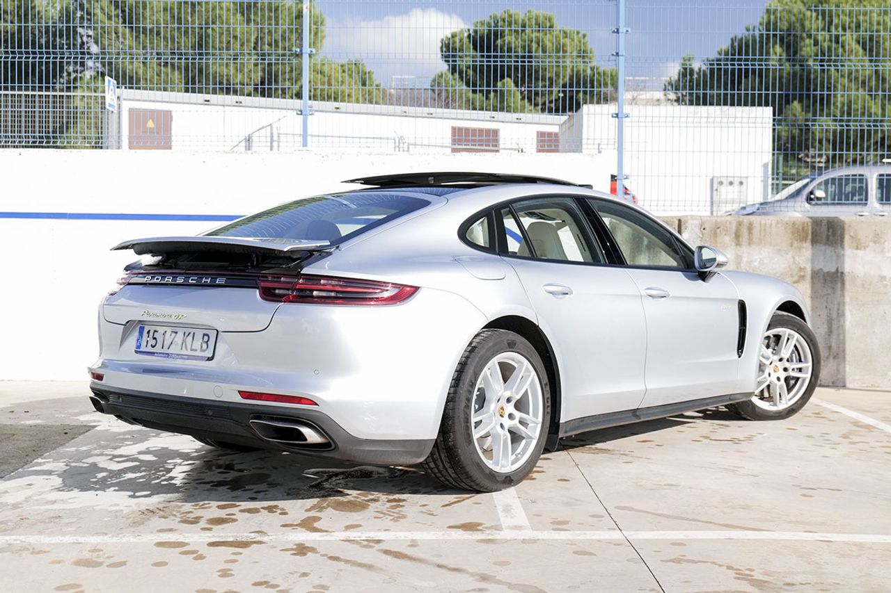 Porsche Panamera 4 EHybrid - foto 3