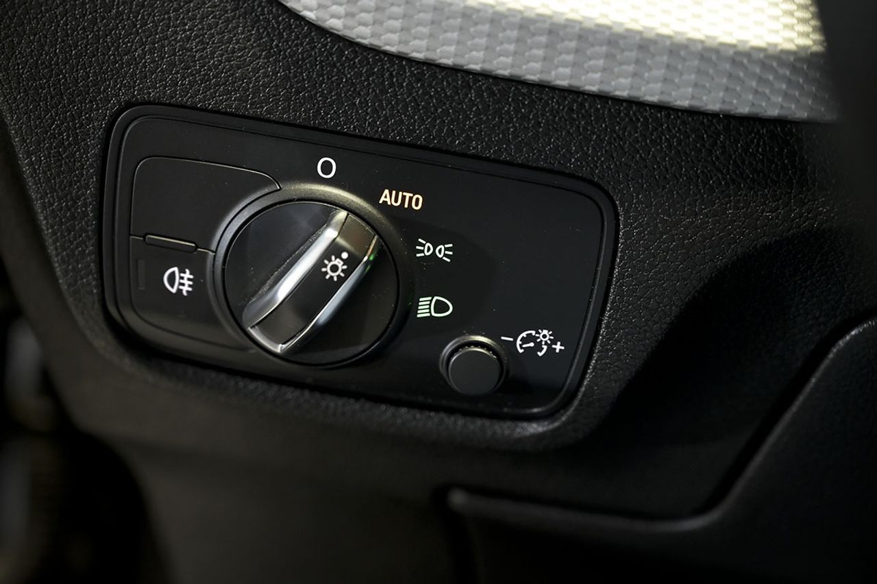 Audi Q2 S line 30 TDI 85kW 116CV - foto 32