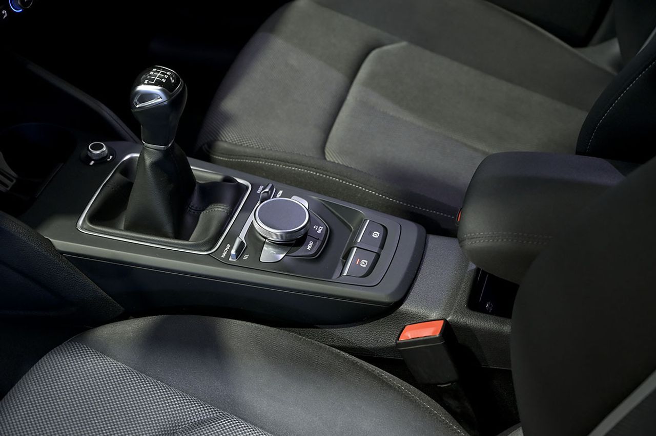 Audi Q2 S line 30 TDI 85kW 116CV - foto 31