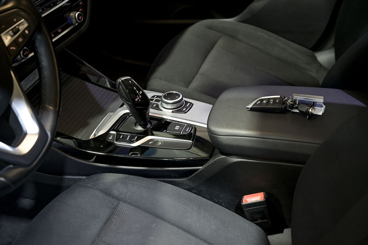 BMW X3 xDrive20d - foto 34