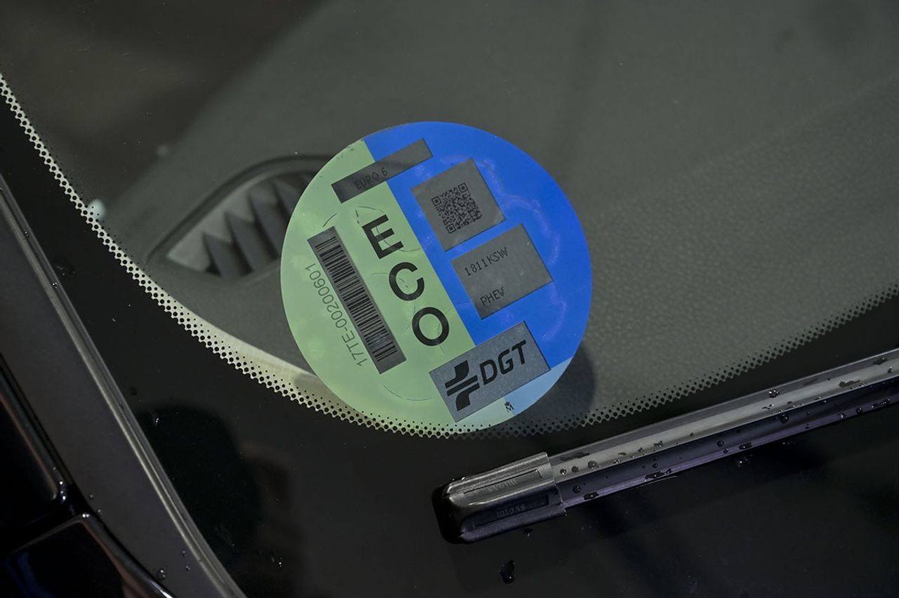 BMW Serie 3 330e - foto 12