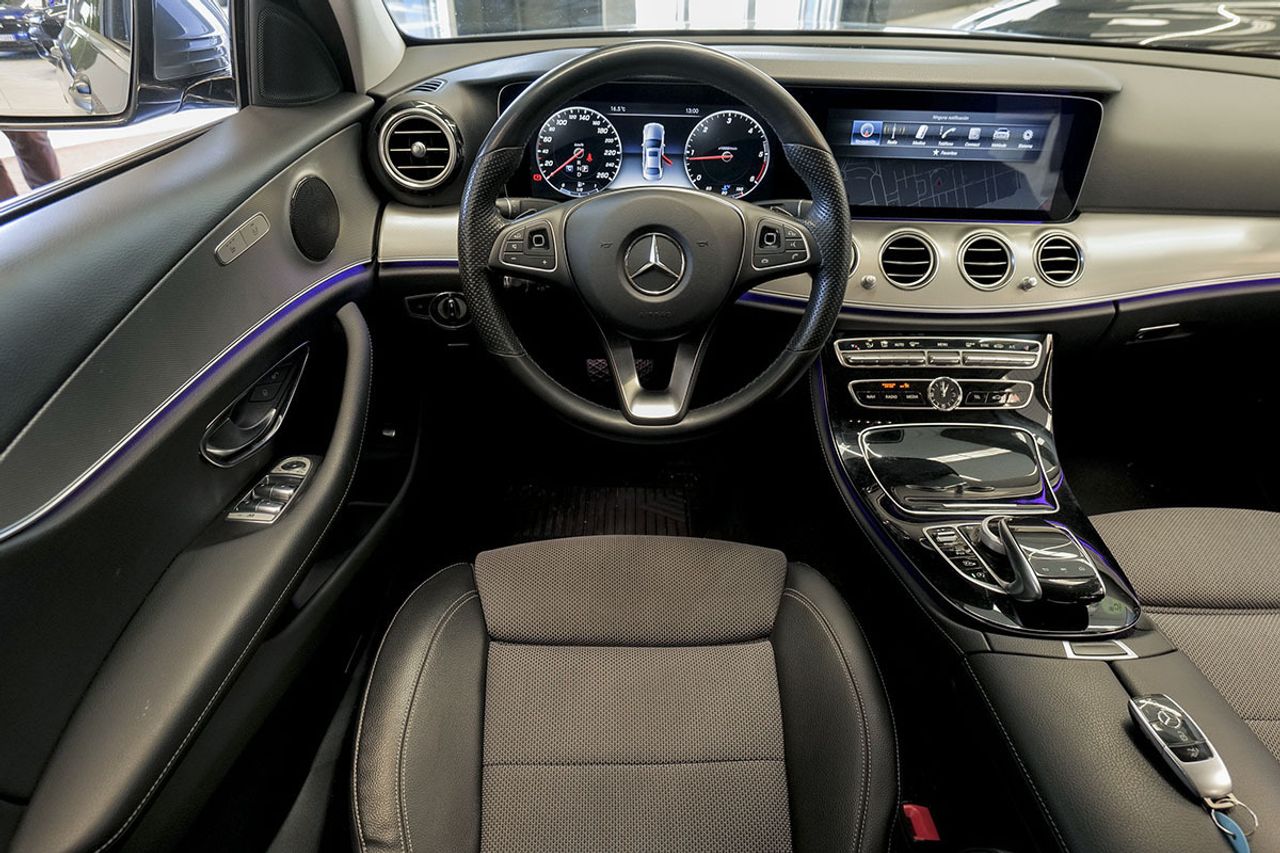 Mercedes Clase E MERCEDES-BENZ  E 220 d - foto 33