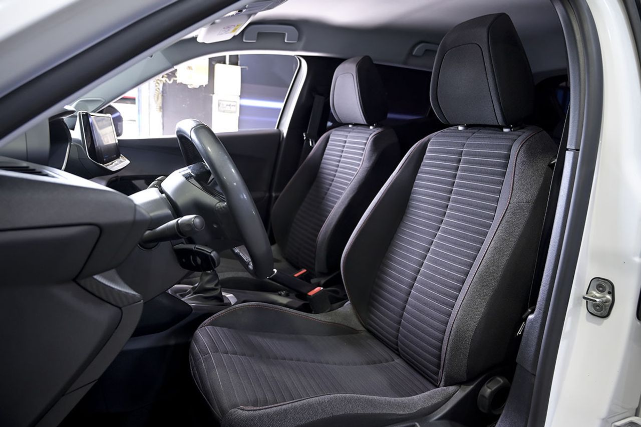 Peugeot 2008 Active BlueHDI 81kW 110CV - foto 32