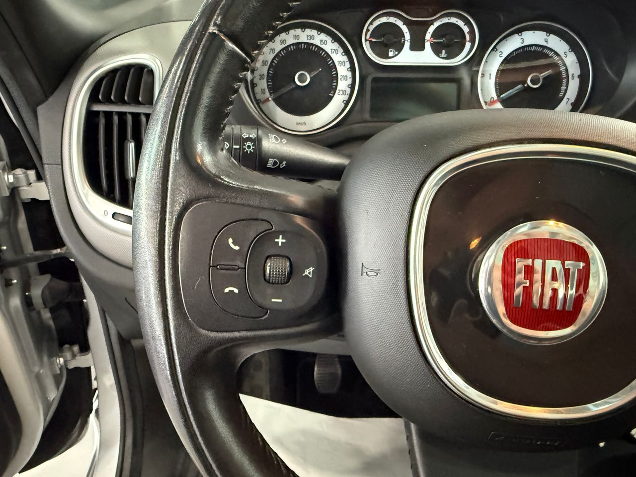 Imagen 109 del Fiat 500L en Auto Select Edition, Figueres
