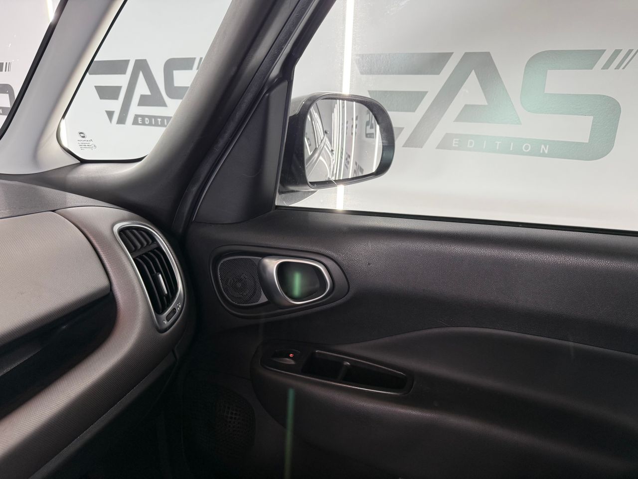 Imagen 116 del Fiat 500L en Auto Select Edition, Figueres