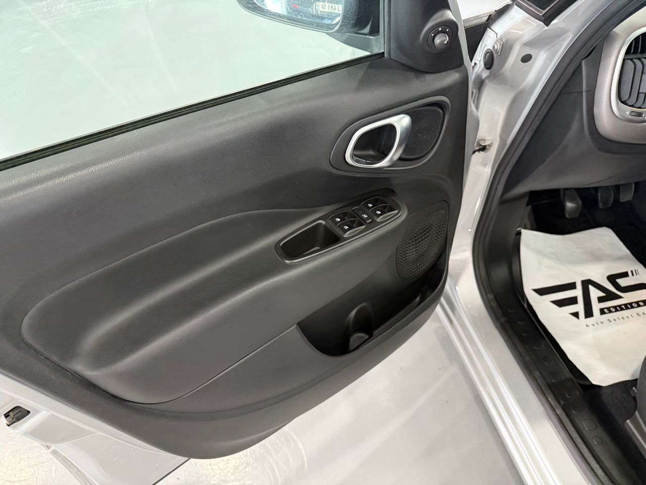 Imagen 93 del Fiat 500L en Auto Select Edition, Figueres