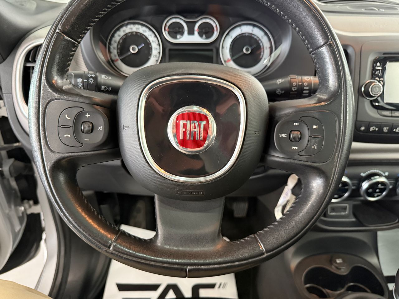 Imagen 105 del Fiat 500L en Auto Select Edition, Figueres