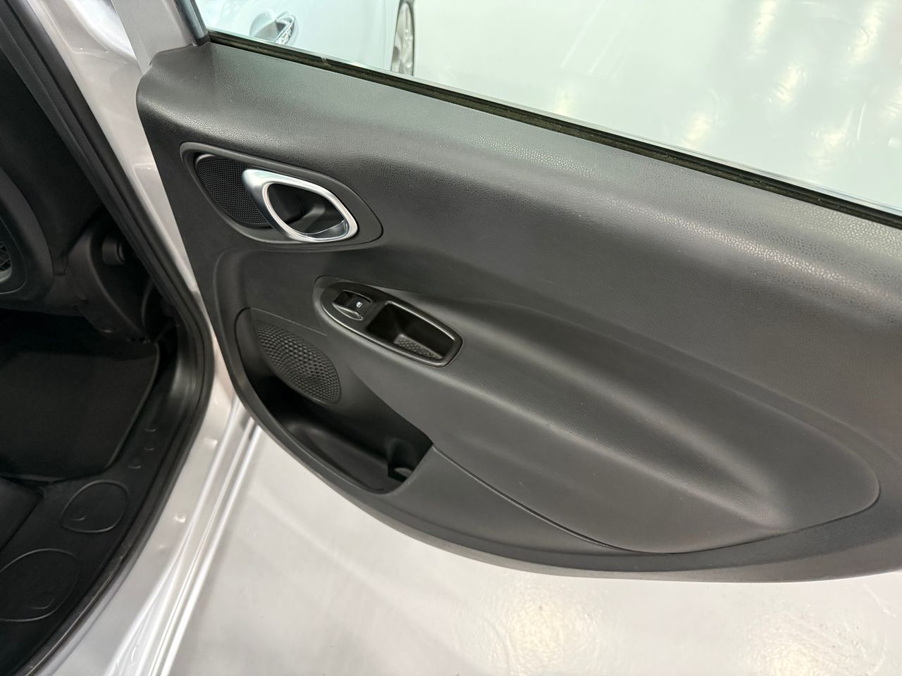 Imagen 76 del Fiat 500L en Auto Select Edition, Figueres