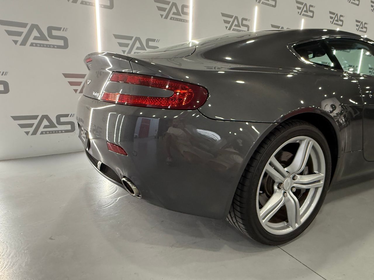 Imagen 33 del Aston martin Vantage en Auto Select Edition, Figueres