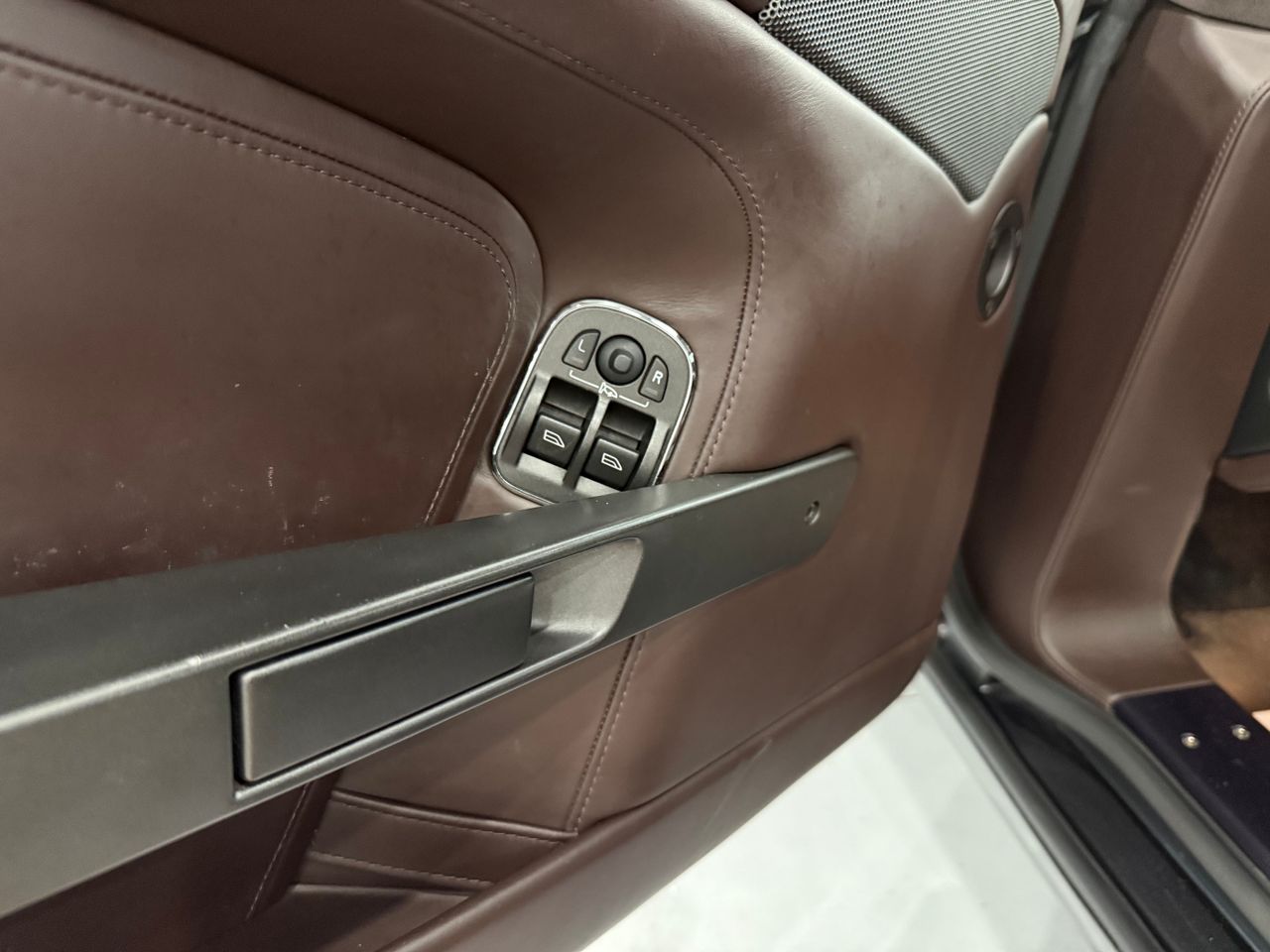 Imagen 81 del Aston martin Vantage en Auto Select Edition, Figueres