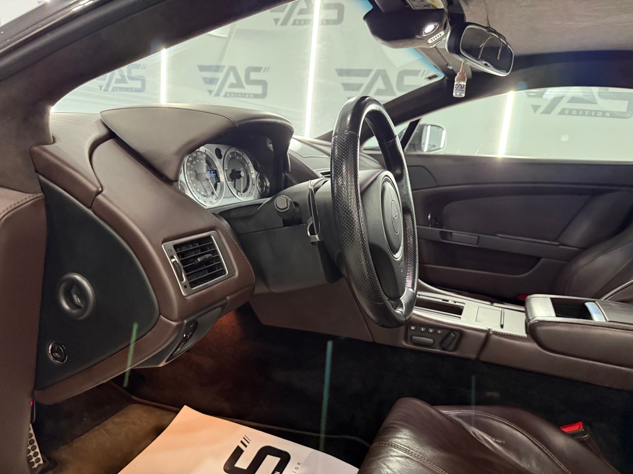 Imagen 104 del Aston martin Vantage en Auto Select Edition, Figueres