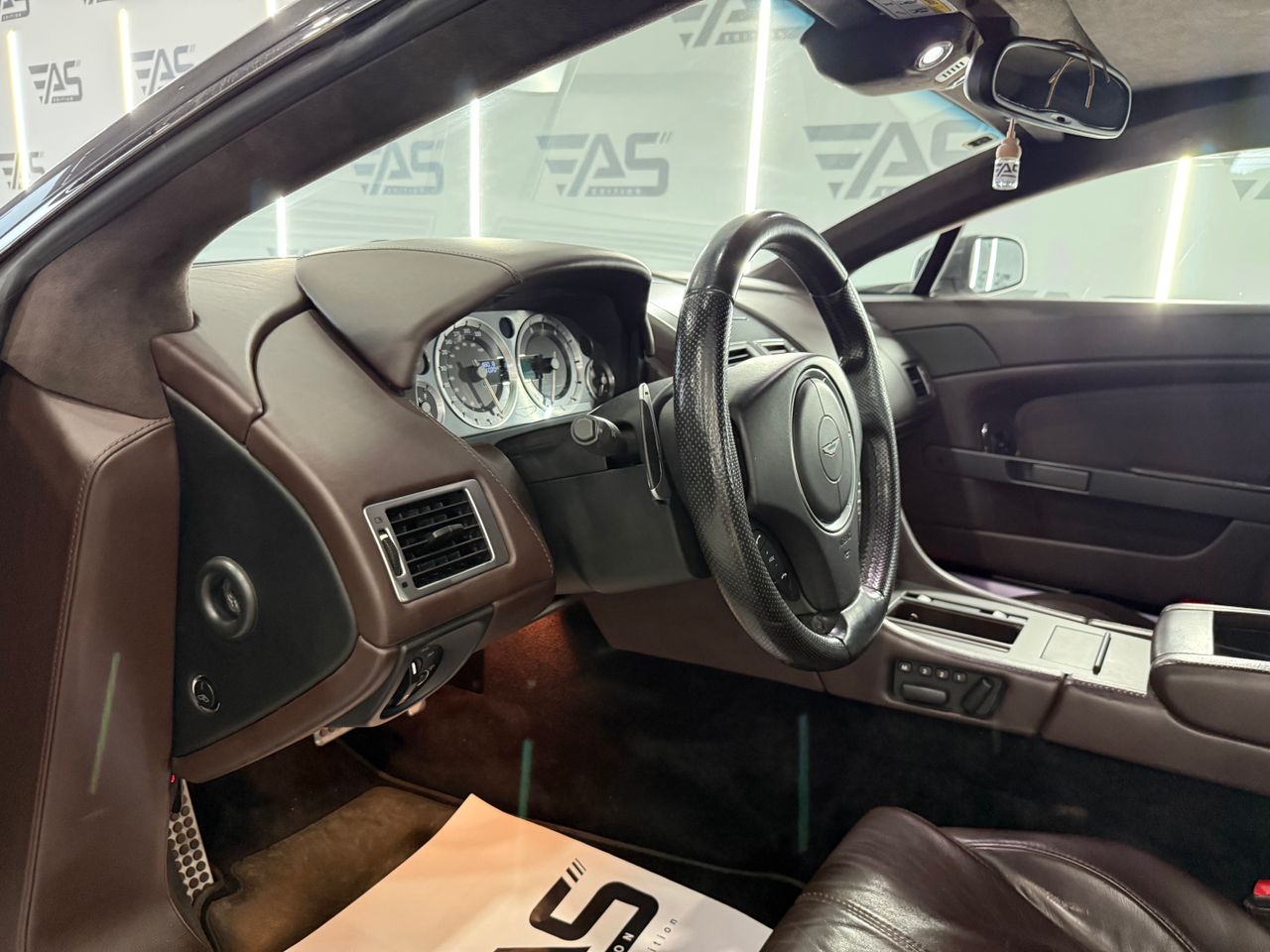 Imagen 86 del Aston martin Vantage en Auto Select Edition, Figueres