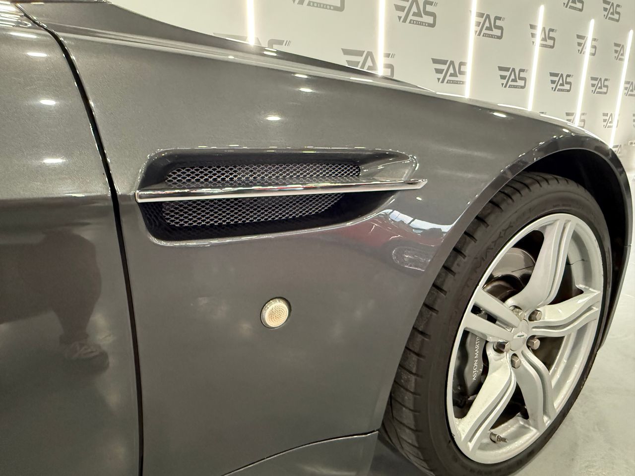 Imagen 45 del Aston martin Vantage en Auto Select Edition, Figueres