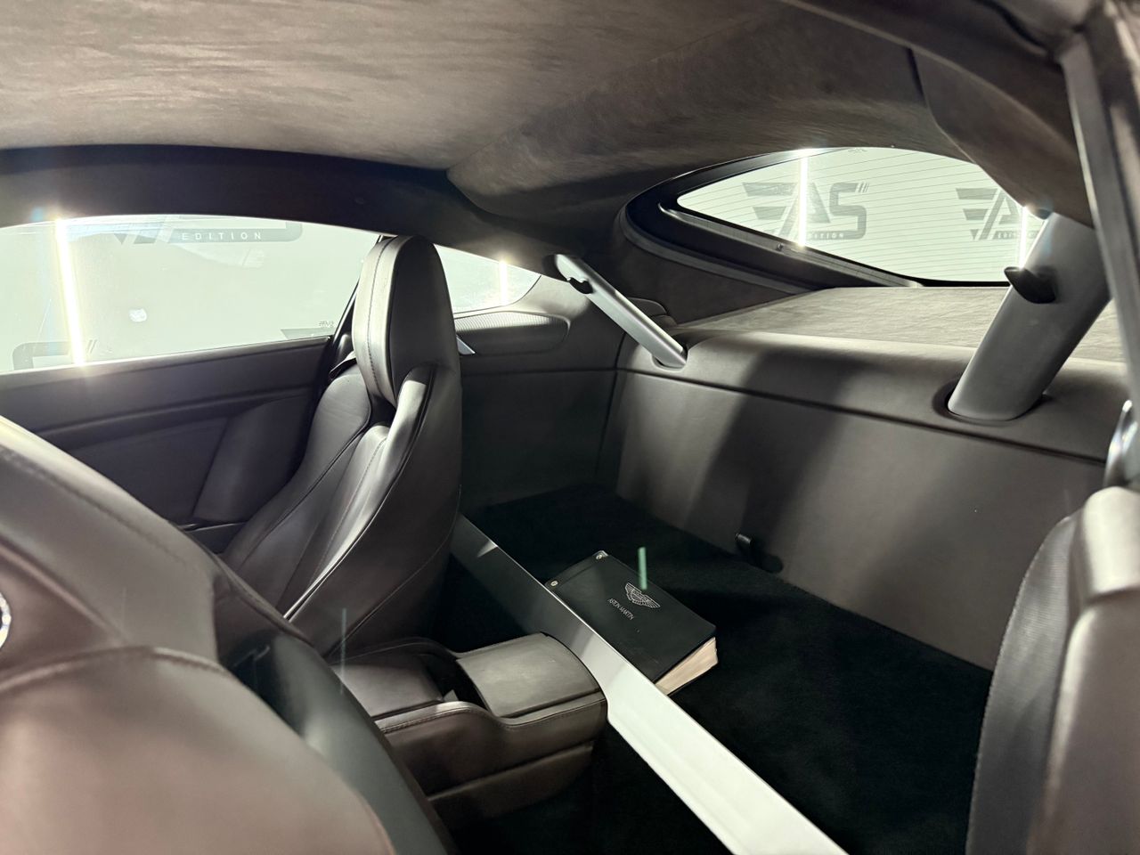 Imagen 95 del Aston martin Vantage en Auto Select Edition, Figueres