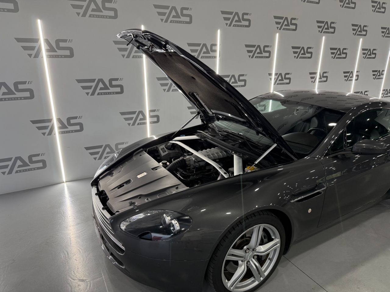 Imagen 72 del Aston martin Vantage en Auto Select Edition, Figueres