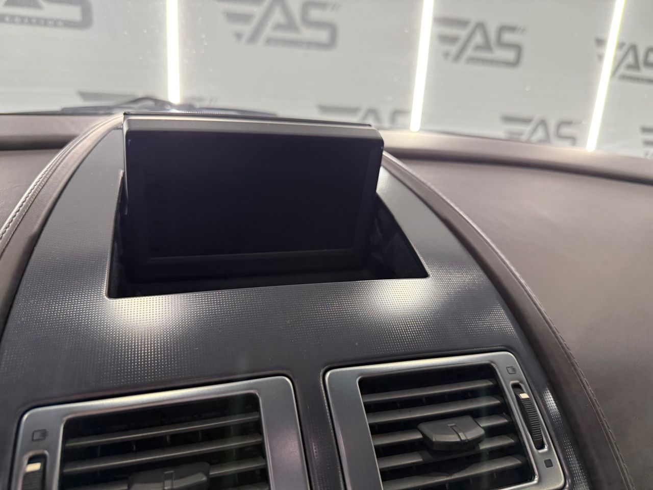 Imagen 165 del Aston martin Vantage en Auto Select Edition, Figueres