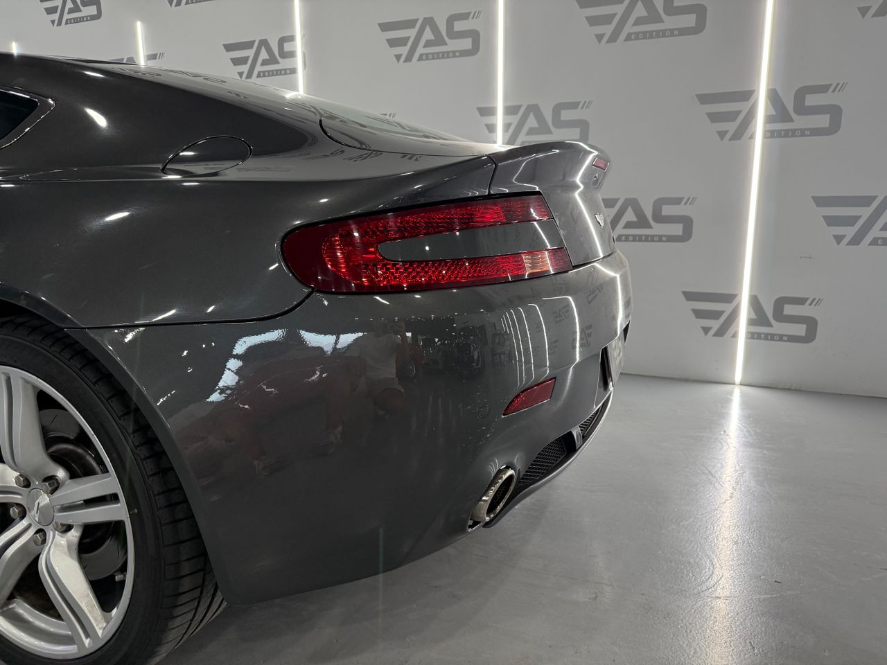 Imagen 24 del Aston martin Vantage en Auto Select Edition, Figueres