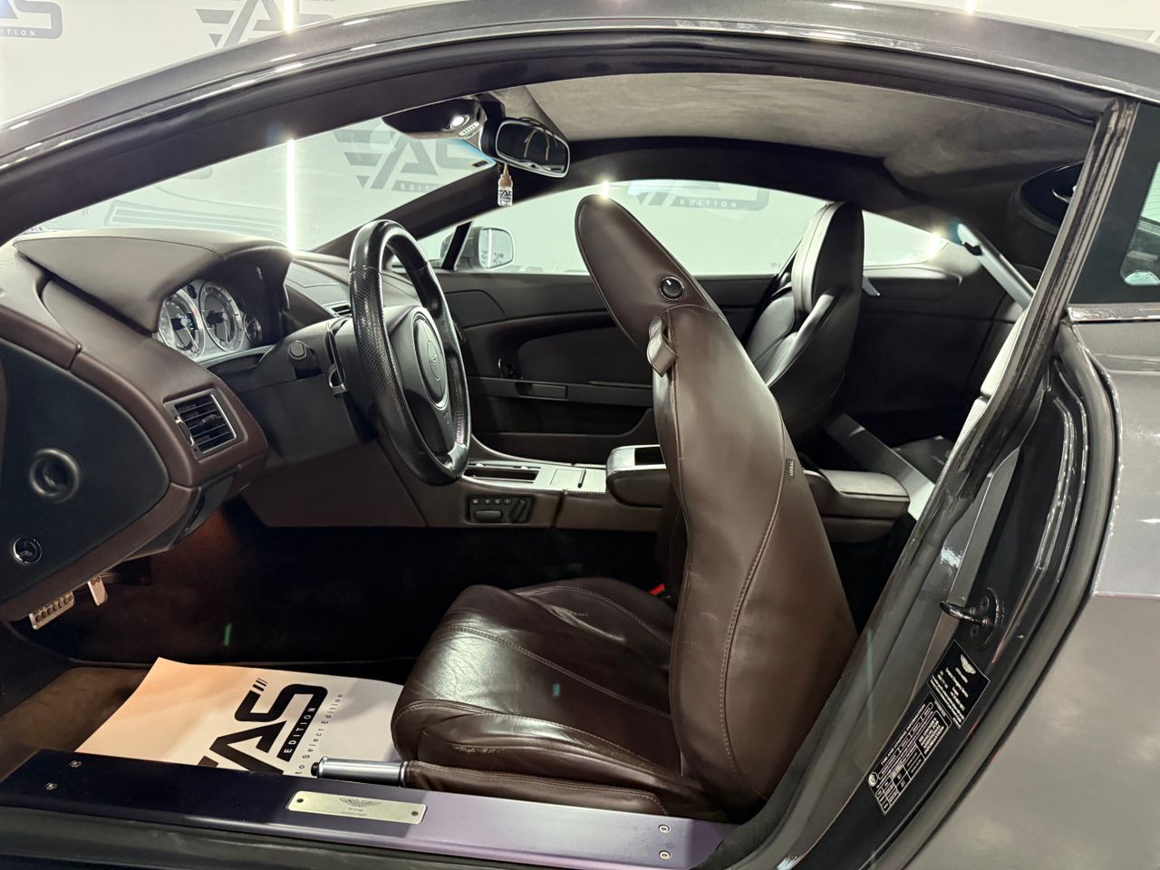 Imagen 99 del Aston martin Vantage en Auto Select Edition, Figueres