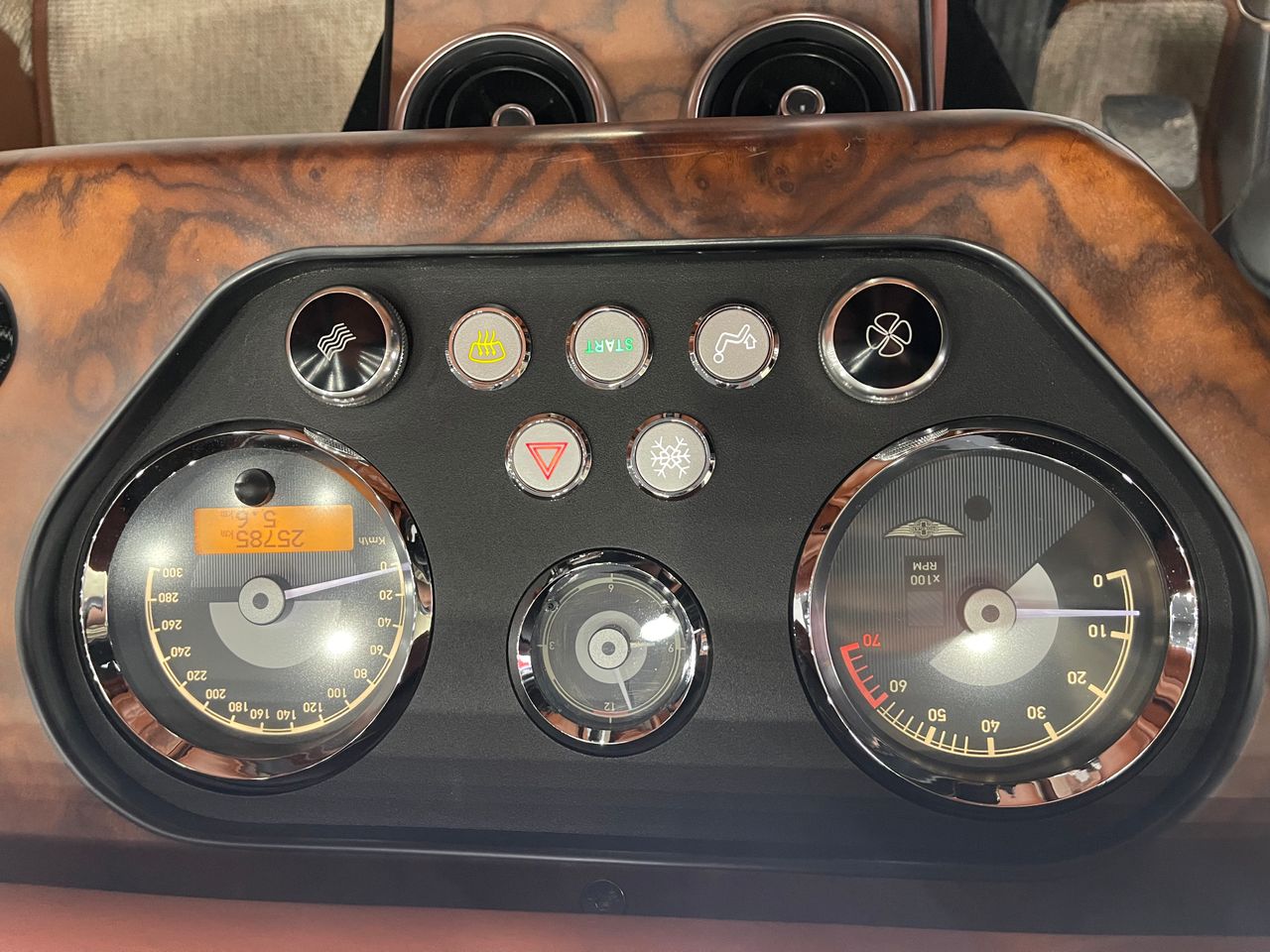 Imagen 131 del Morgan Plus en Auto Select Edition, Figueres