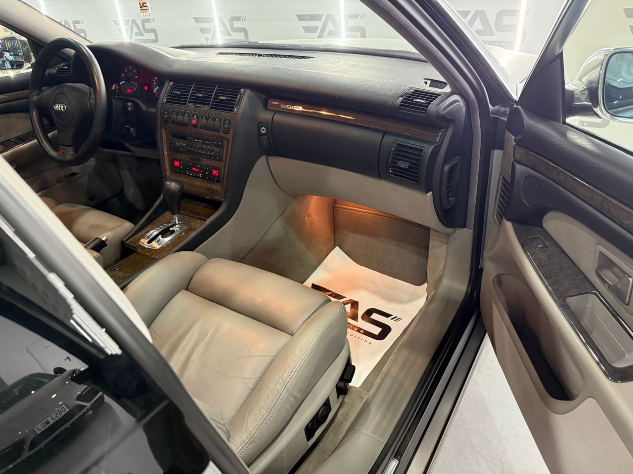 Imagen 105 del Audi A8 en Auto Select Edition, Figueres