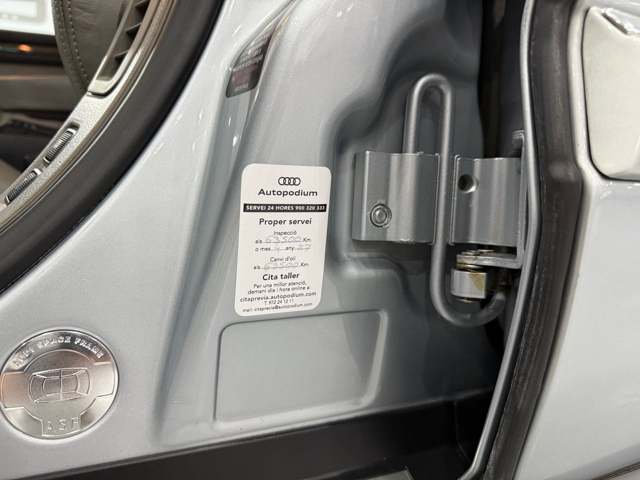 Imagen 127 del Audi A8 en Auto Select Edition, Figueres