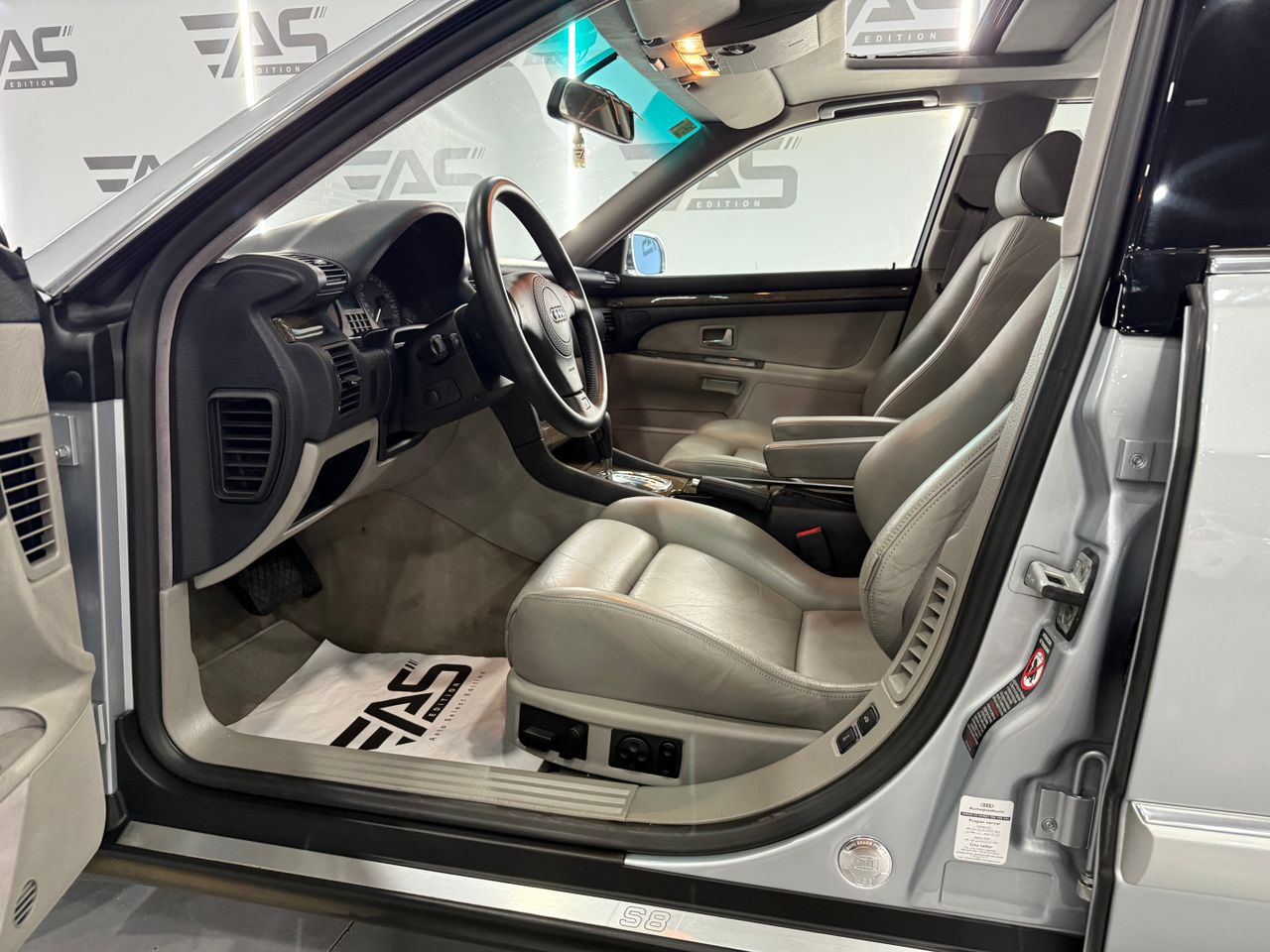 Imagen 110 del Audi A8 en Auto Select Edition, Figueres